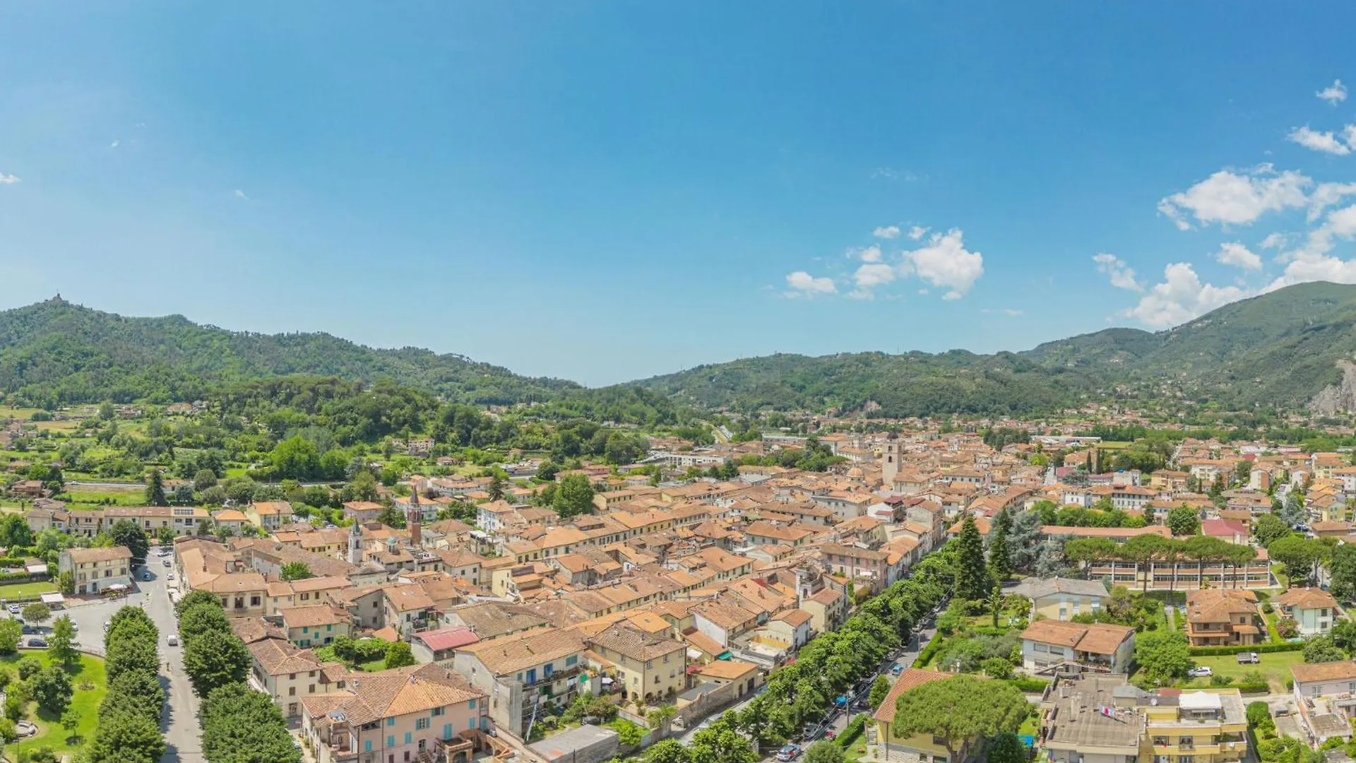 Holiday Home Versilia Holiday By Interhome Montemagno  Italien